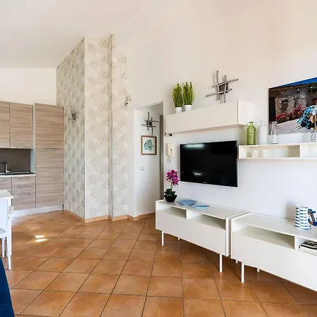 Dimore Anny Appartamento Reitani