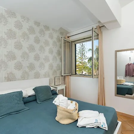 Dimore Anny * 레이타니