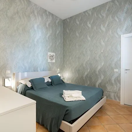 Dimore Anny * 레이타니