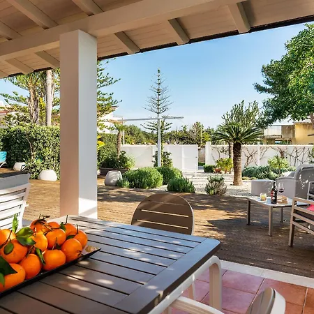 Dimore Anny Рейтани